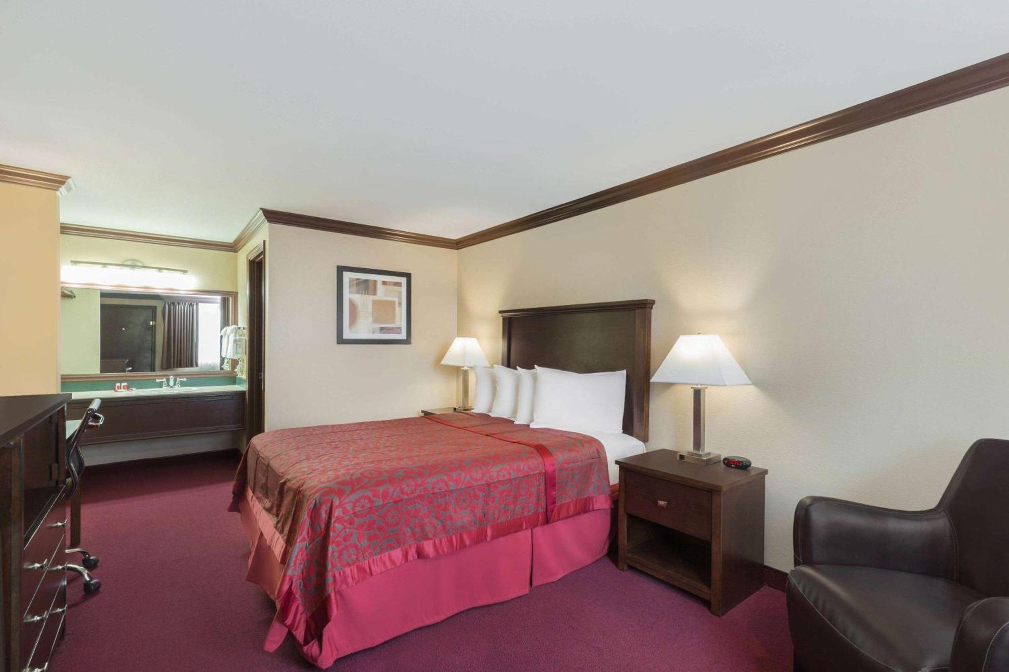 Days Inn By Wyndham Auburn Luaran gambar